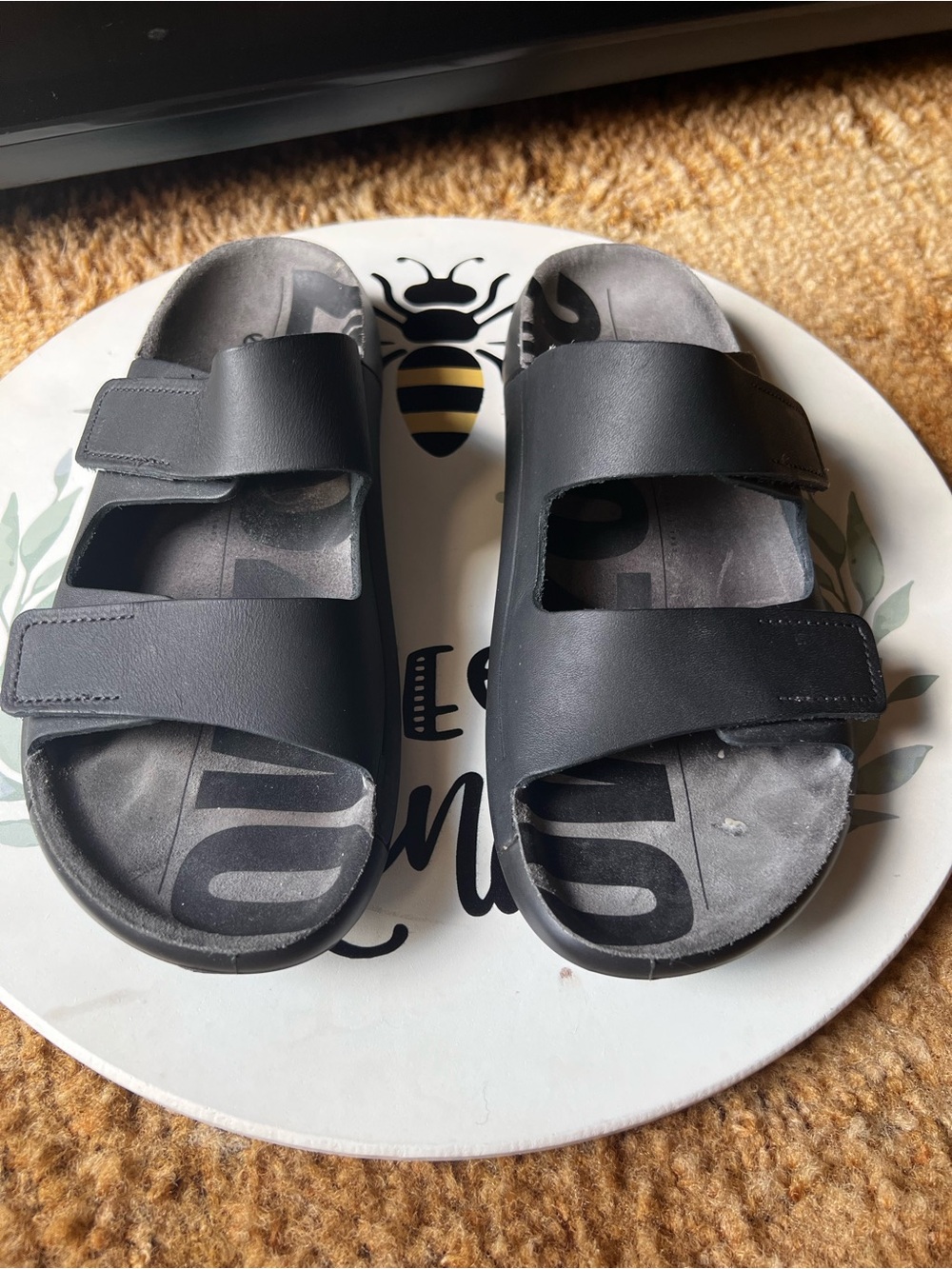 Women’s black ECCO Cozmo slide sandals